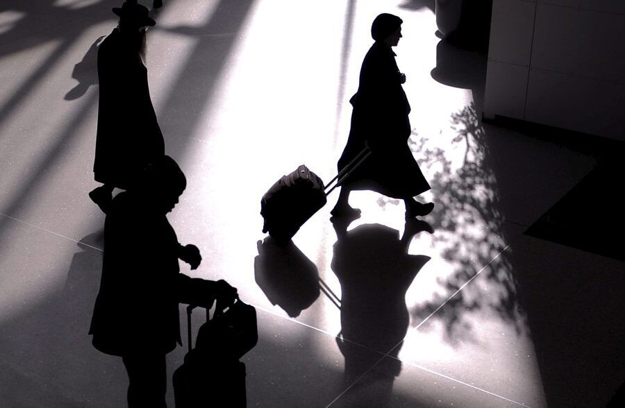 Newark Airport Closed for Hours After Plane Evacuation