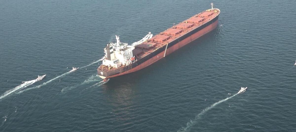 Crisis in Strait of Hormuz Reaches Peak Tension