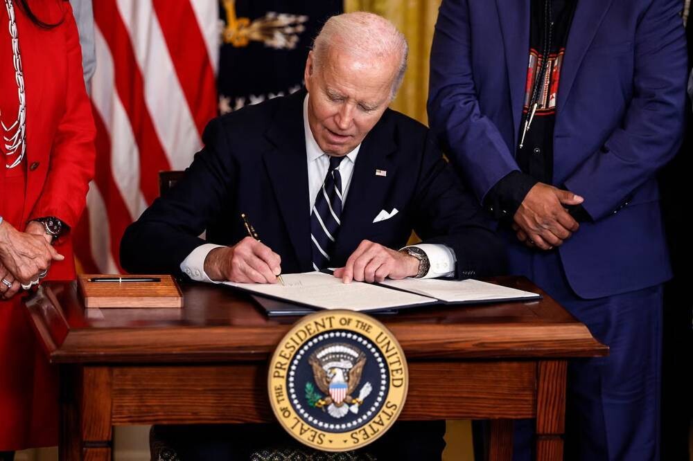 Trump's Efforts to Condemn Biden Fail