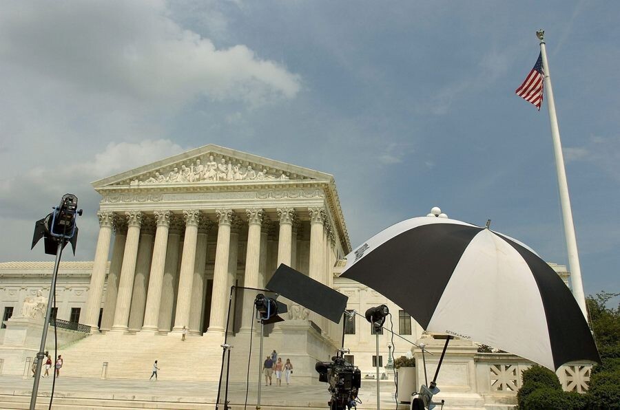 La sentencia de la Corte Suprema de EE.UU. anula los aranceles al petróleo para Cuba