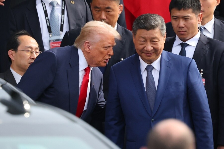 Trump and Xi Reach Agreements, Reduce Trade War After Korea Meeting
