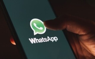 WhatsApp launches app for Apple Watch