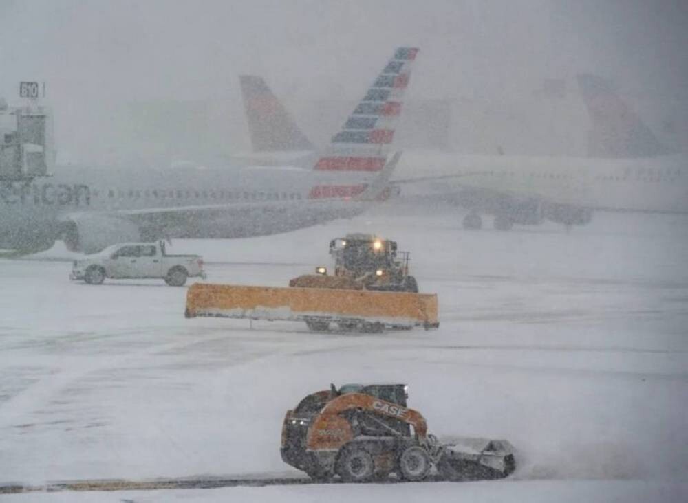 US Airlines Cancel Over 2,000 Flights