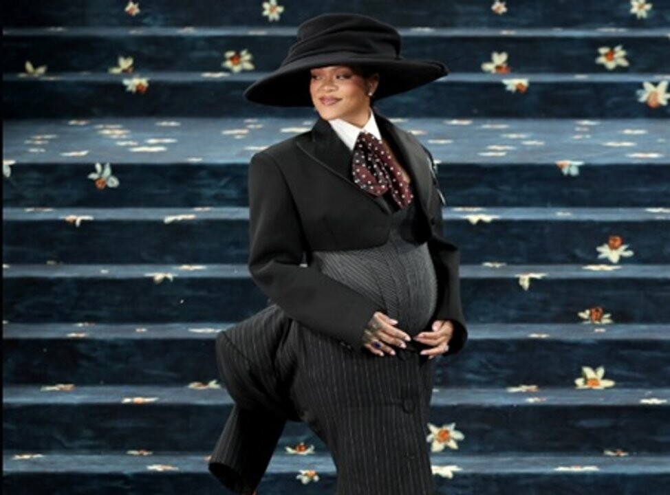 Rihanna Surprises at Met Gala 2025 with Baby Bump