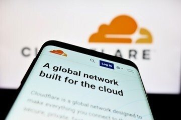 Global Cloudflare Outage Paralyzes the Internet