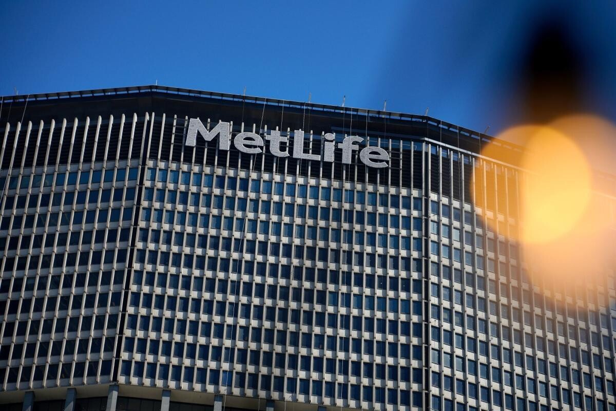 MetLife ведет продвинутые переговоры о приобретении PineBridge