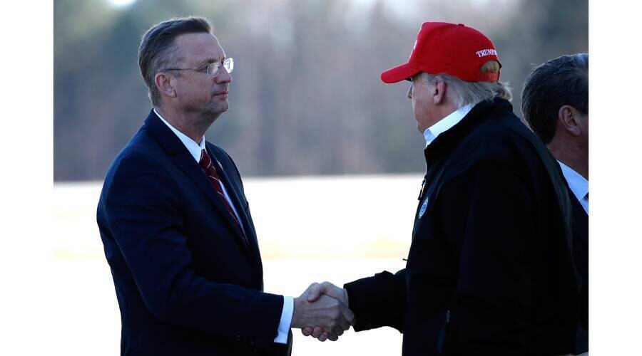 特朗普发表国情咨文