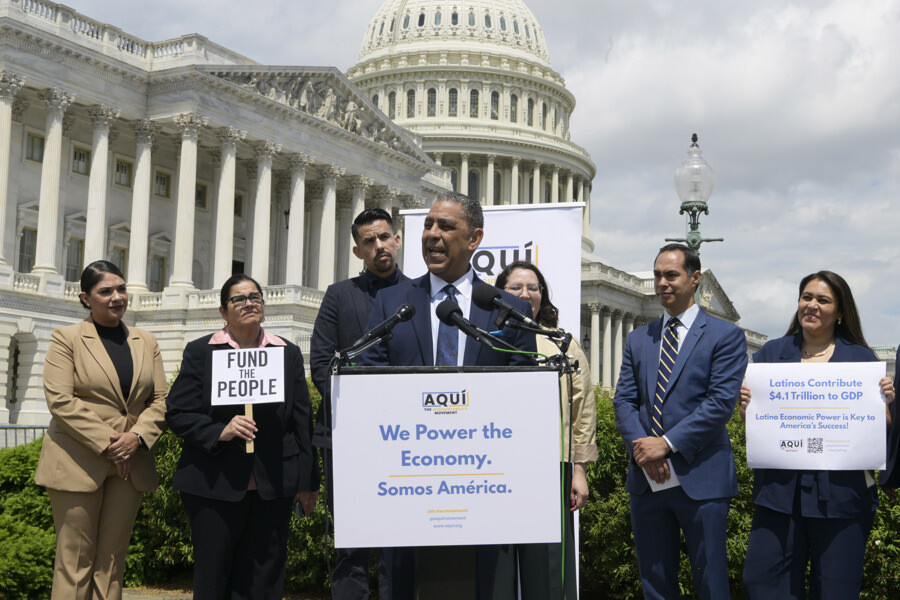 Leaders Highlight Latino Entrepreneurs' Impact on US Economy