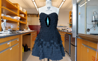 Учёные создали самую чёрную ткань в мире