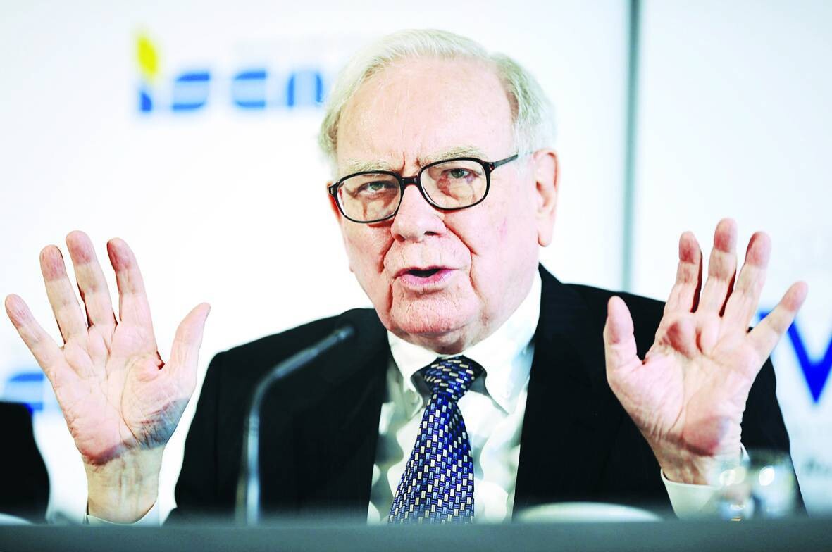 Berkshire Hathaway Boosts Alphabet Stake, Reduces Bank of America, Apple Holdings