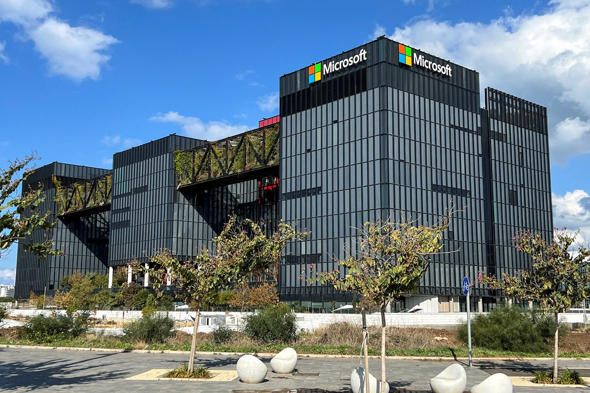 Microsoft and OpenAI Announce New Partnership