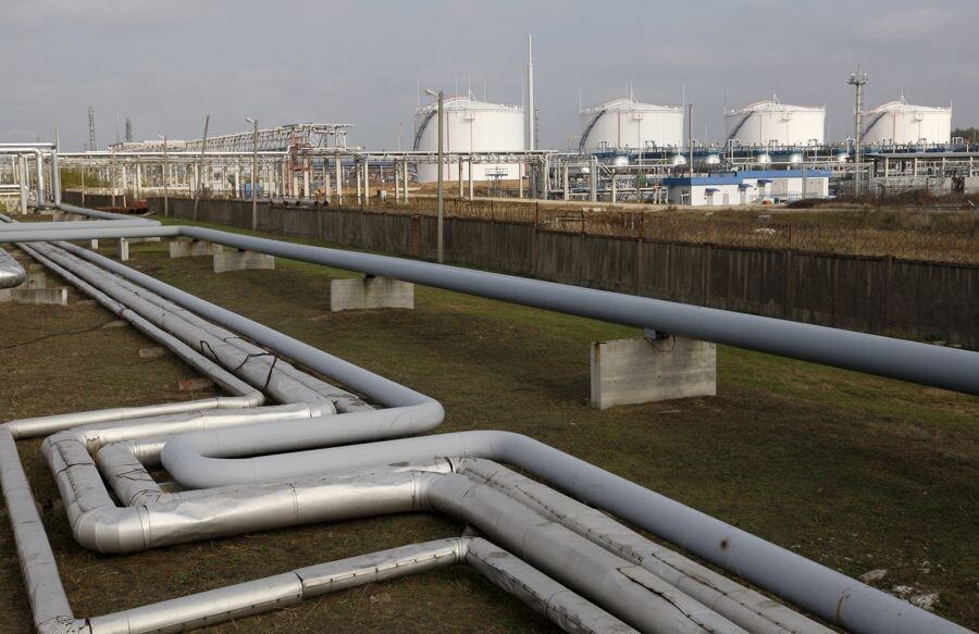 Brent Rises Slightly Amid Trump's Ultimatum to Iran