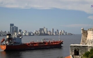 特朗普签署对古巴石油运输征收关税的命令