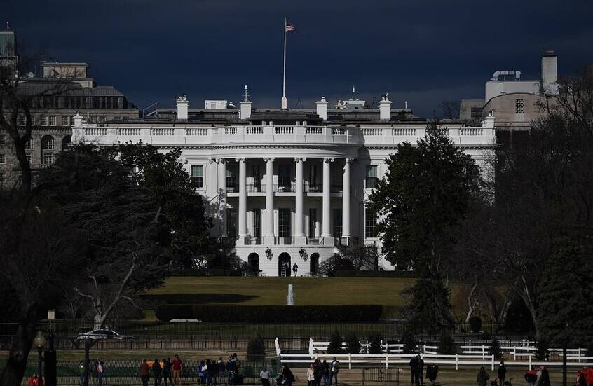 Белый дом приказал военным установить блокаду Венесуэлы