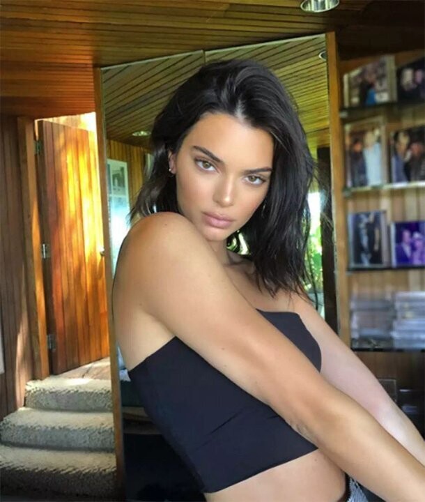 Kendall Jenner Denies Plastic Surgery Rumors and Addresses Sexuality