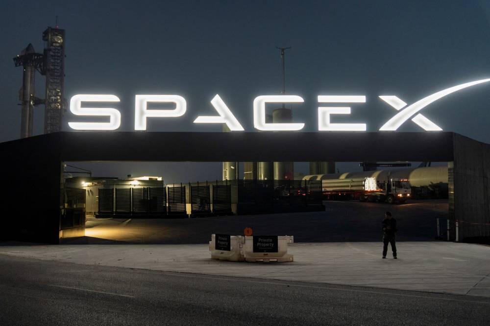 SpaceX оценила свою стоимость в $800 млрд перед IPO