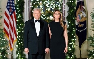 White House Releases Official Trump Christmas Photo