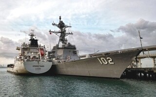 Трамп угрожает военной силой странам, производящим наркотики