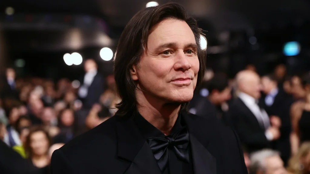 Jim Carrey reacts to theories about his 'clone'