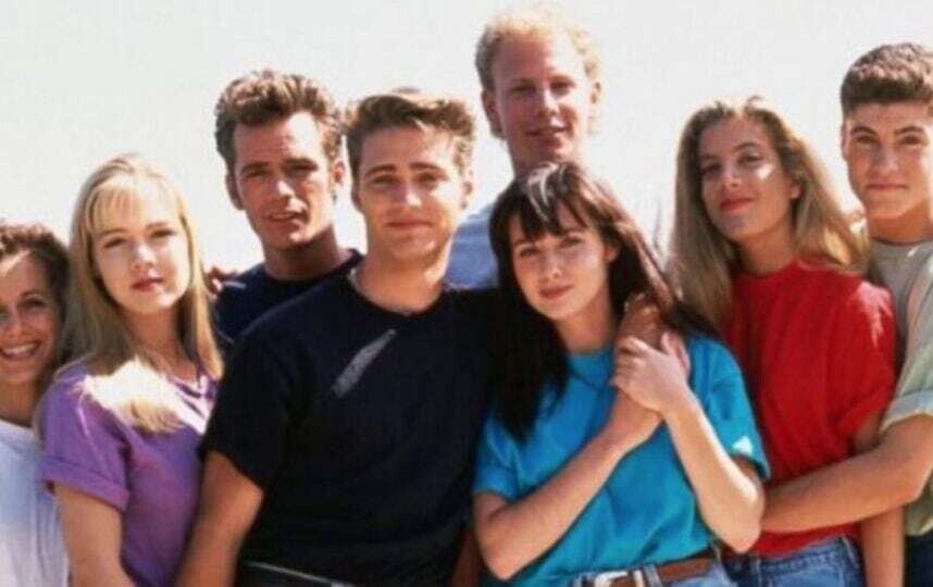 Tori Spelling Car Crash with 7 Children in California