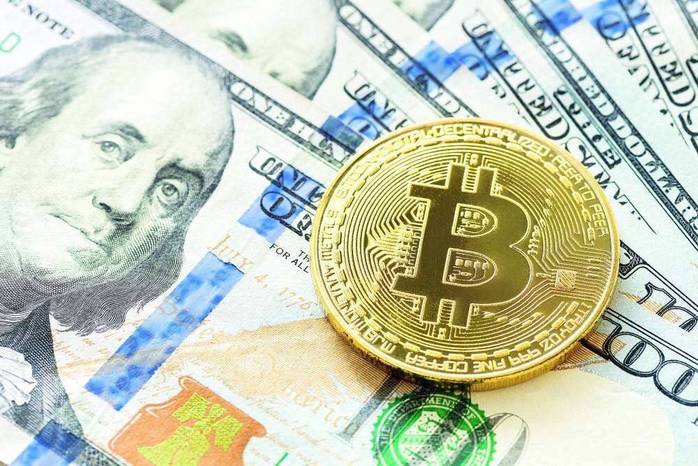 Bitcoin Surpasses $85,000 Support Level Amidst Drop