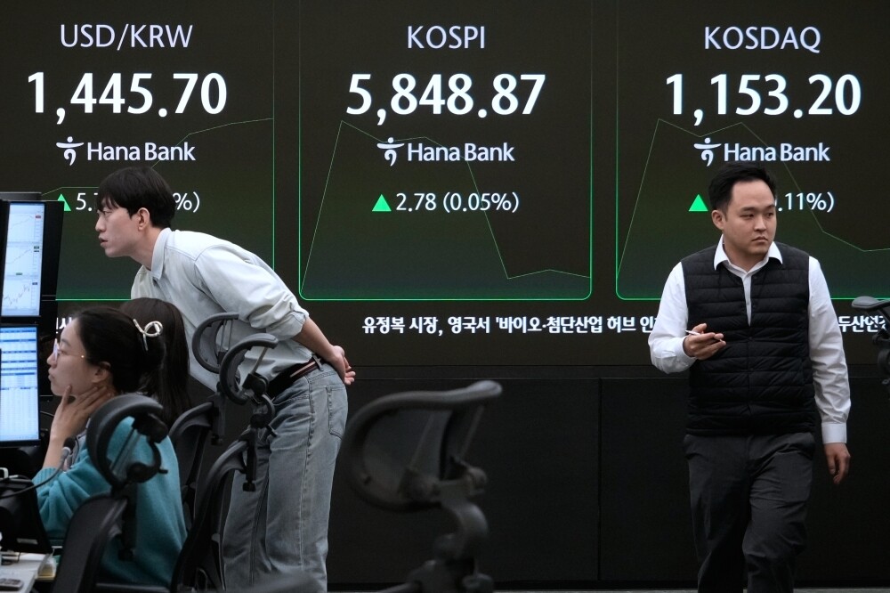 Mercados mixtos de Asia-Pacífico ante amenazas arancelarias y temores por IA