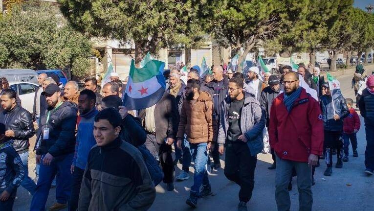 Трамп подписал закон, отменяющий санкции против Сирии