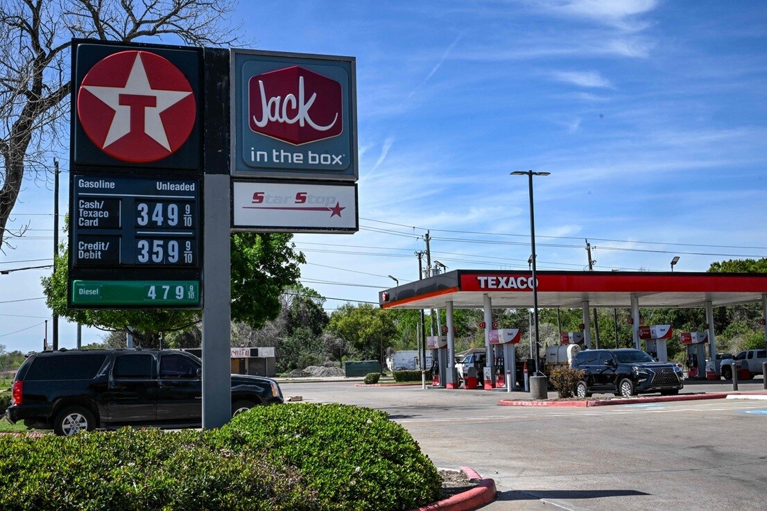 US Diesel Price Surpasses $5 per Gallon for Second Time