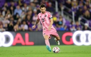 Messi Equals Pelé's Free-Kick Record