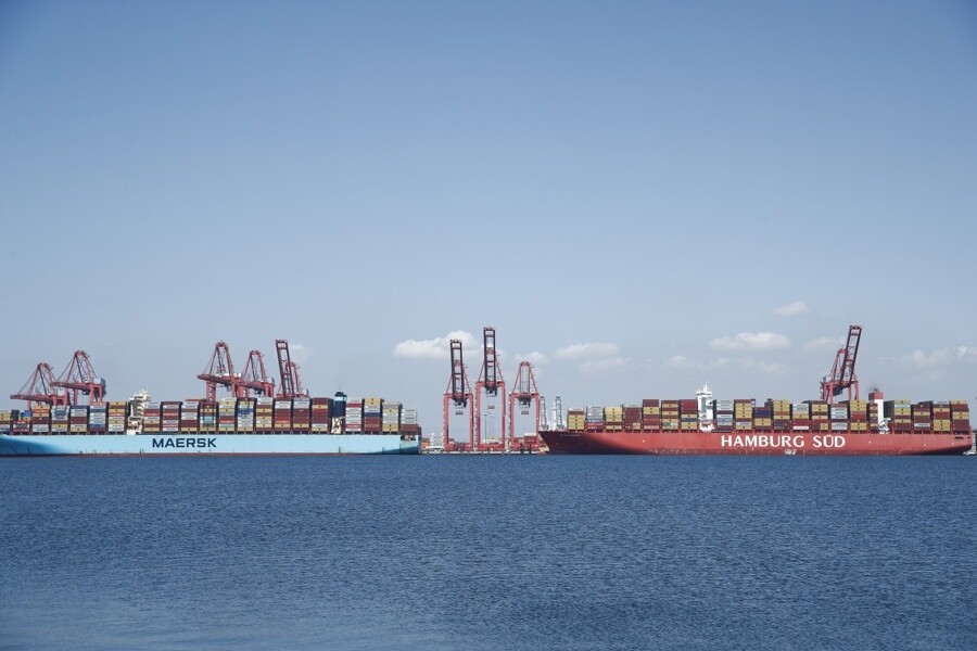 Several Companies Sue Trump Government Over New 15% Tariff