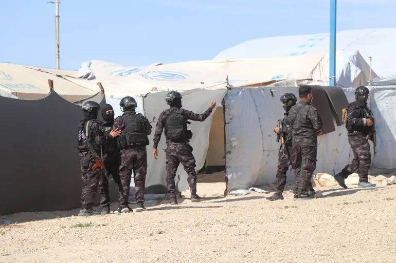 U.S. Slows Transfer of ISIS Detainees from Syria to Iraq