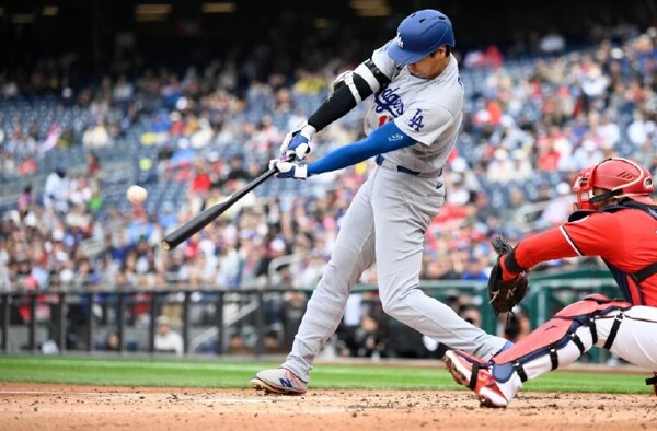 Dodgers defeat Nationals to complete series sweep
