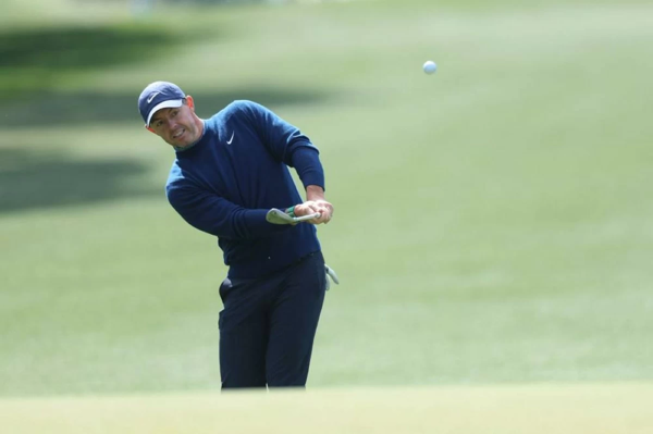 麦克罗伊以强劲的开局开始大师赛卫冕