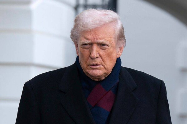 特朗普敦促伊朗抗议者继续斗争