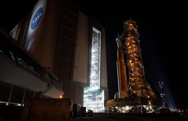 NASA Prepares for Historic Artemis II Moon Mission Launch