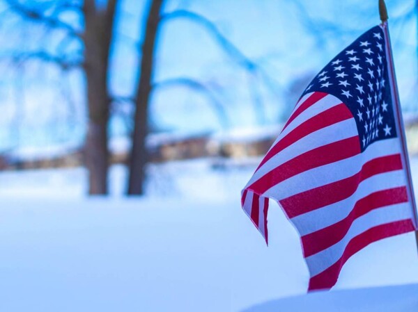 U.S. Authorities Cancel Thousands of Flights Due to Approaching Storm