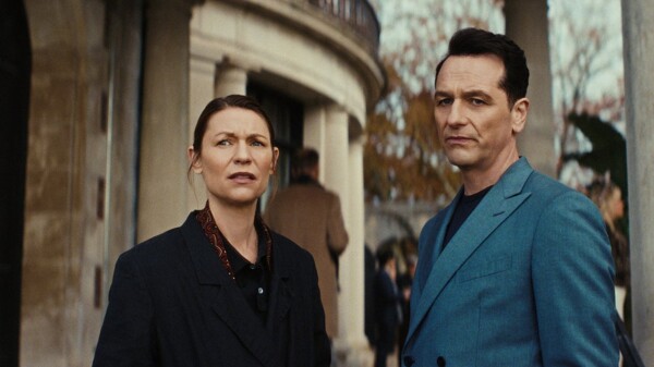 Netflix Miniseries 'The Beast in Me' Explores Obsession and Grief