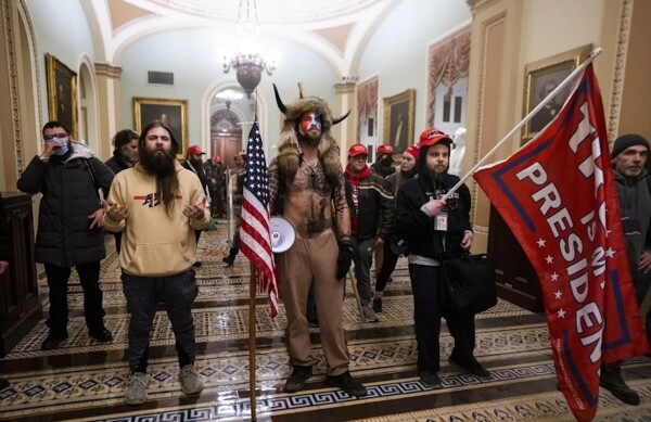 FBI arrests suspect in attempted bombing of party headquarters before Capitol riot