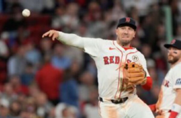 Bregman Signs with Chicago Cubs