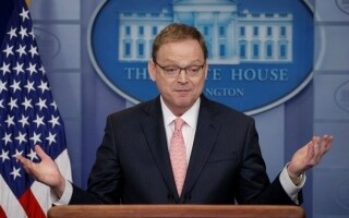 哈塞特：霍尔木兹海峡重新开放后美联储可降息