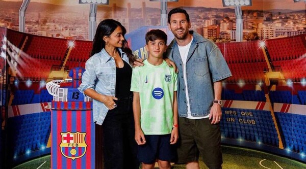 Messi Shows His Love for Barcelona