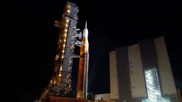 阿尔忒弥斯II号任务：沿阿波罗13号轨道返回月球