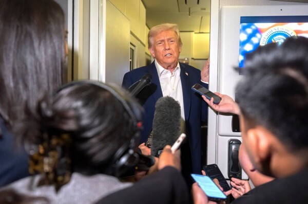 Президент Трамп начинает важную азиатскую турне