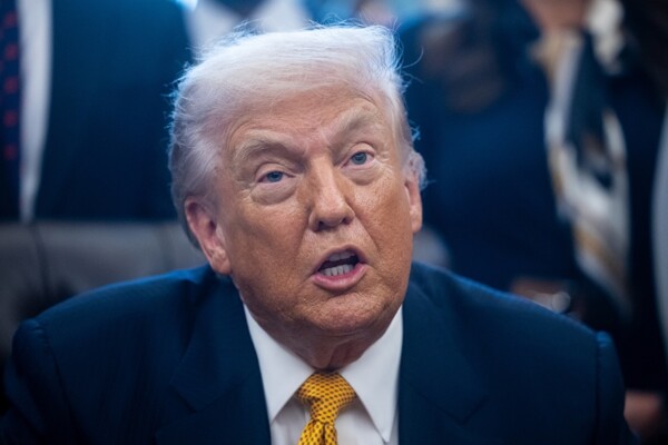 Trump mantiene una llamada con Delcy Rodríguez