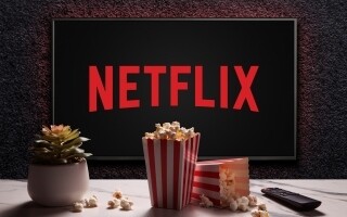 Netflix supera los 325 millones de suscriptores en medio de planes de adquisición importantes