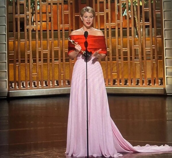 Michael Jordan and Jessie Buckley win Oscars