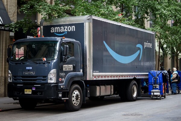 Amazon превзошла ожидания с выручкой более $180 млрд