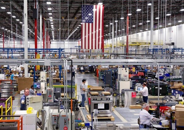 US Manufacturing Shows Growth in March