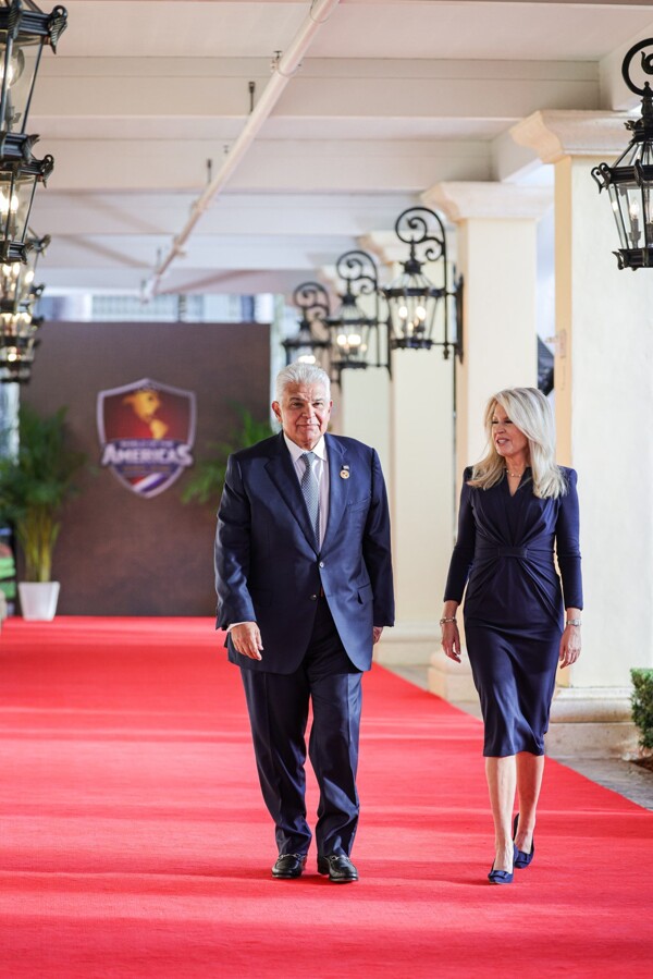 President Mulino Arrives at Shield of the Americas Summit in Miami