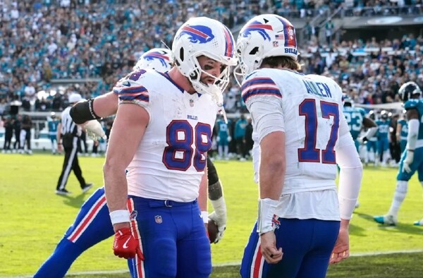 Allen Leads Bills to Playoff Victory